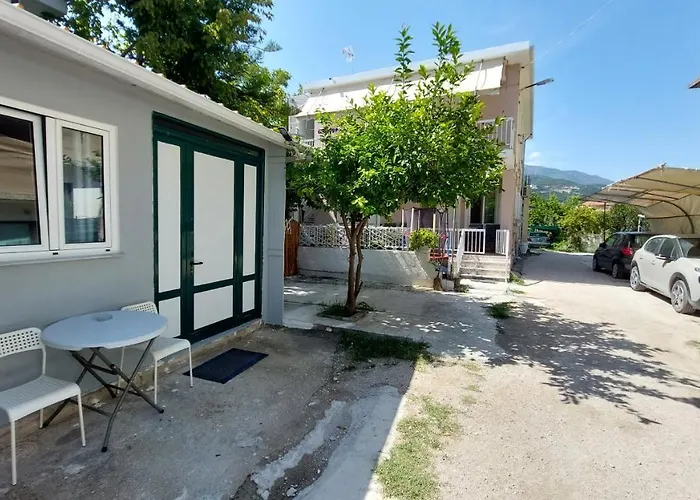 Escape Nydri (Lefkada)